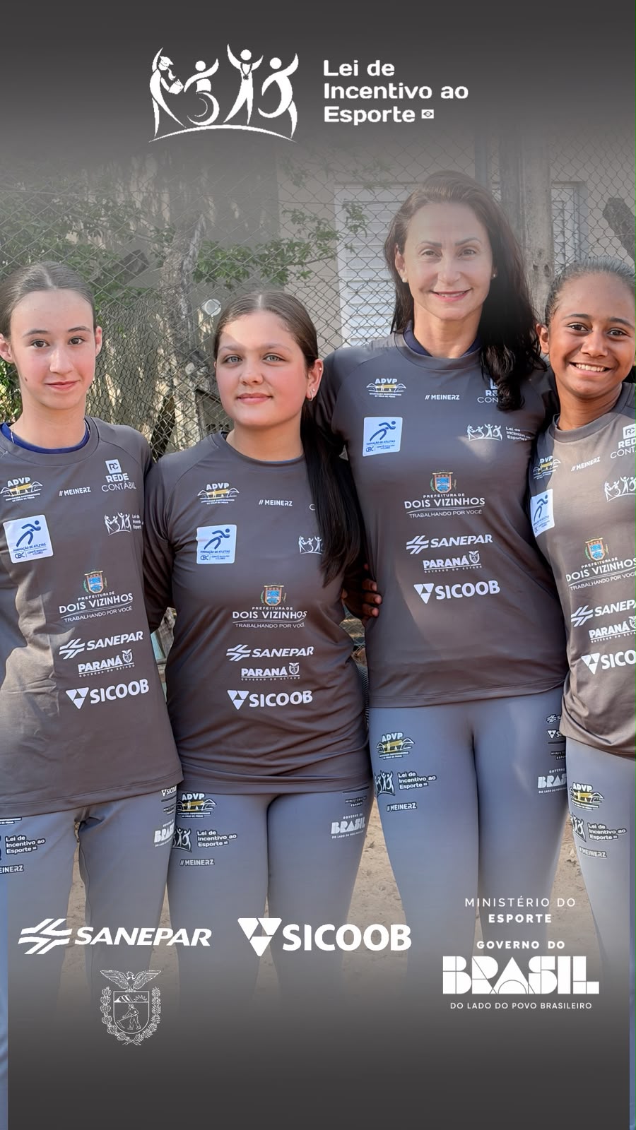 Entrega de uniformes fortalece projeto de vôlei de praia em Dois Vizinhos